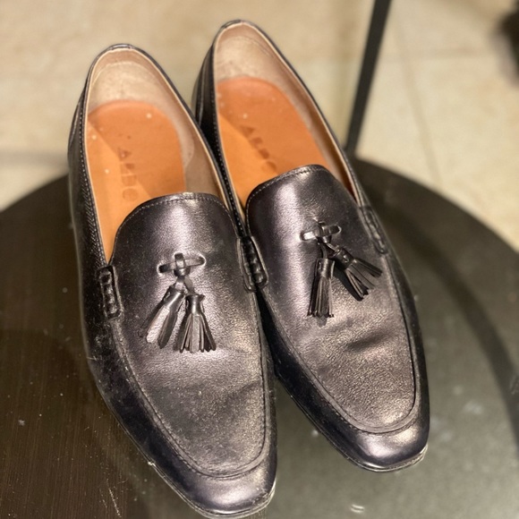 *Gently Used* Aldo Mens Dress Shoe Black Size 11